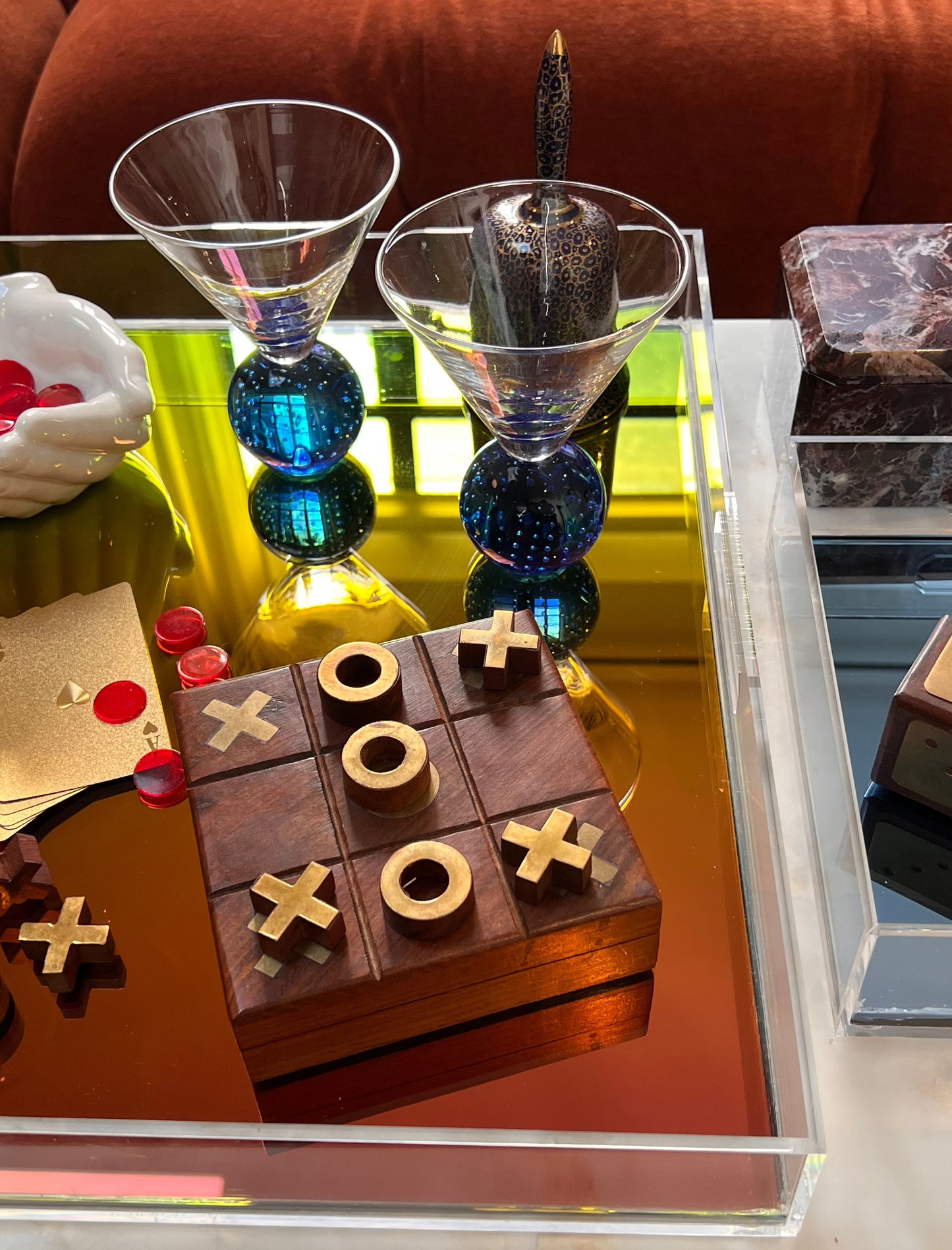 trays